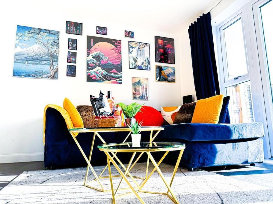 Contractors, Families, Tourists & Groups Welcome Sleeps Upto 9, Garden, Pet Allowed, Parking Included! Birmingham Eksteriør billede